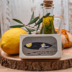 Sardinen in Olivenöl mit Zitrone